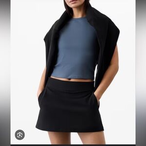 Athleta skort 12 black side zipper pockets